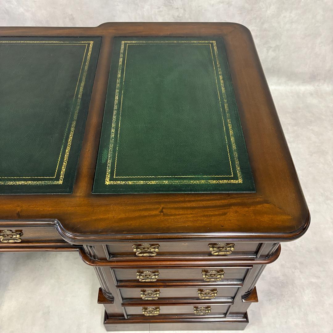 プレジデントデスク 両袖 デスク　アンティーク マホガニー 社長デスク