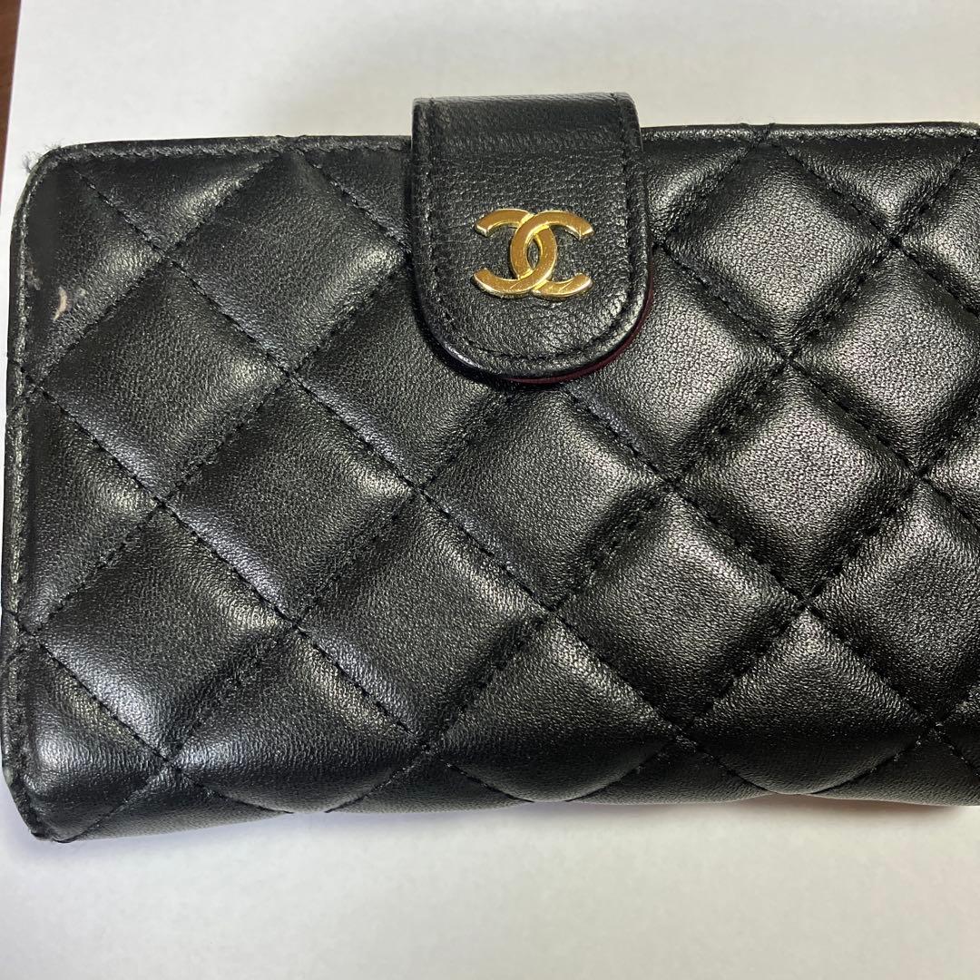 CHANEL 二つ折り財布 黒 キルティング