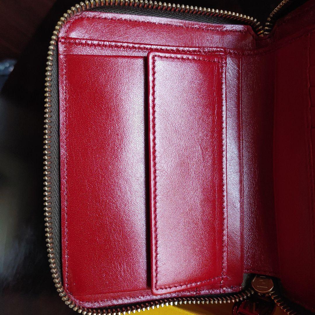 みく　フェンディ　財布　ズッキーノ