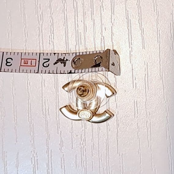 シャネル　CHANEL　ココマーク　ゴールド　未使用　超美品