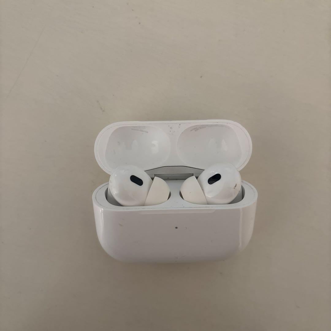 AirPodsPro第2世代　中身あり