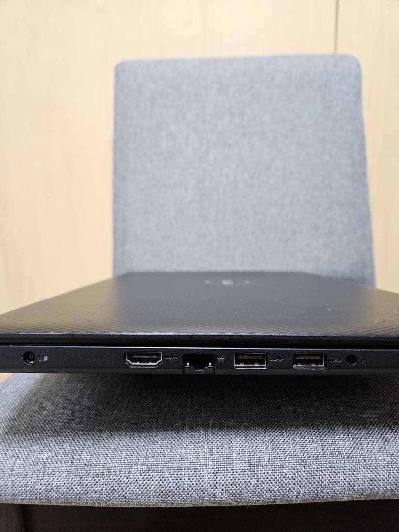 DELL Inspiron 3593 i7 第10世代 SSD240GB