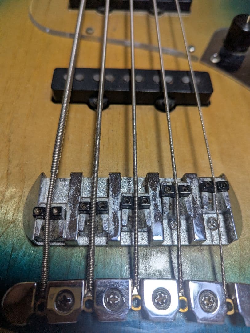 Bacchus5弦パッシブジャズベース　ハンドメイドWOODLAND日本製中古品