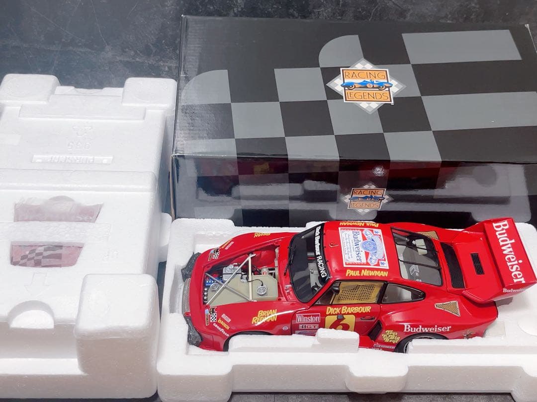 エグゾト 1/18 ポルシェ 935 ターボ Budweiser No.6