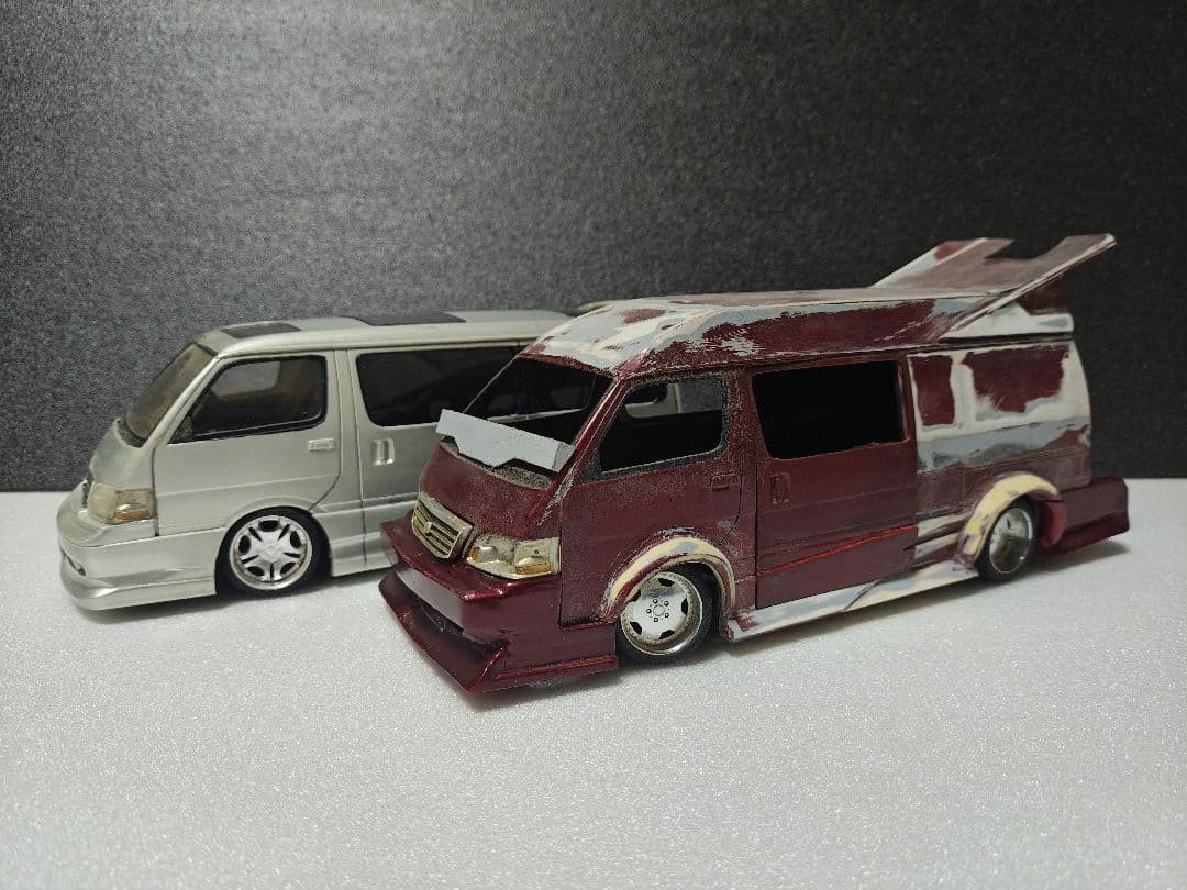1/24 ハイエースプラモデル 2台セット 自作バニング＆ワゴン