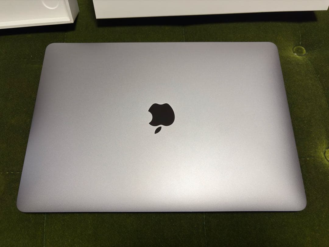 MacBook Air 13インチ 2018モデル 250GB シルバー