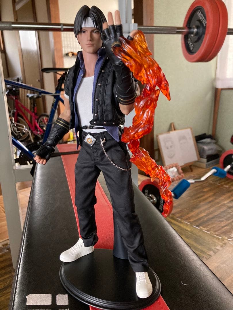 WorldBox 草薙京　1/6フィギュア