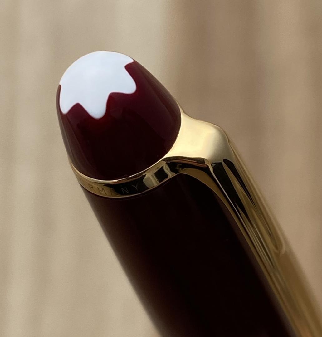 超美品 モンブラン ボルドー色x ゴールド 164 ボールペン ペンケース付