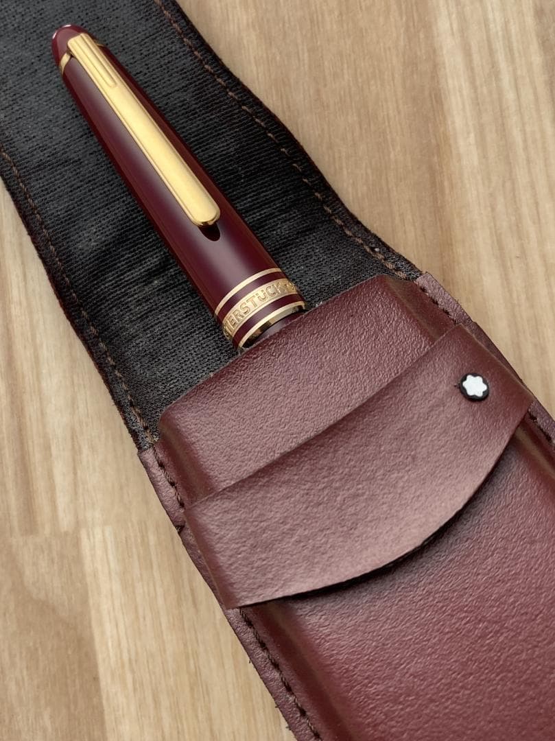 超美品 モンブラン ボルドー色x ゴールド 164 ボールペン ペンケース付