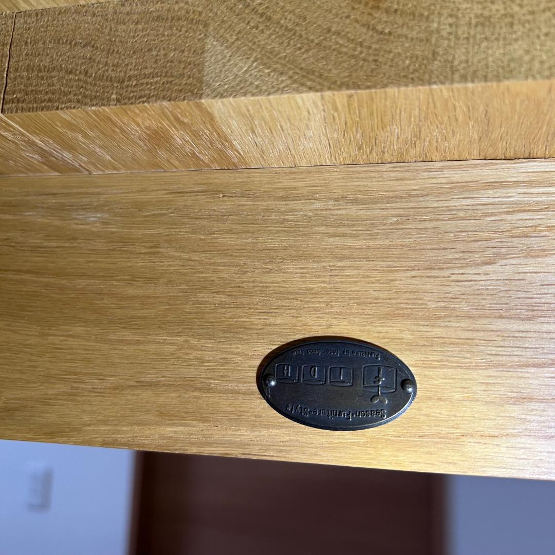 輸入住宅メーカーの木製ダイニングテーブル 2人用 正方形 無垢材集成材