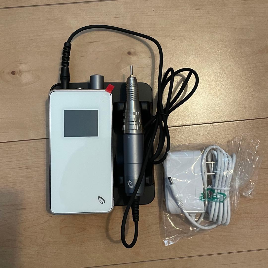 シャレドワ　ネイルマシン　スリーク　ホワイト