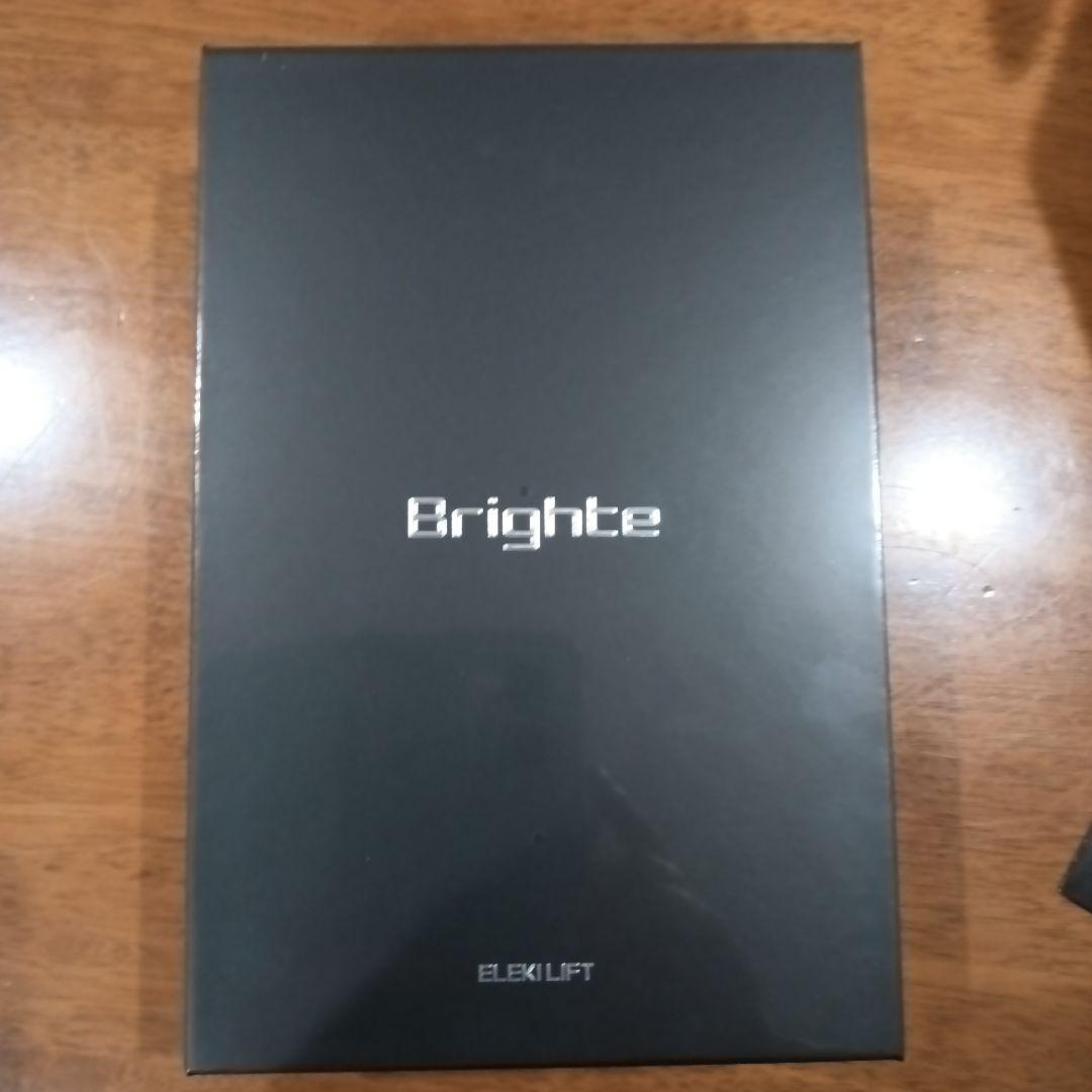 Brighte ELEKI LIFT 美顔器　58000円の品　新品未開封