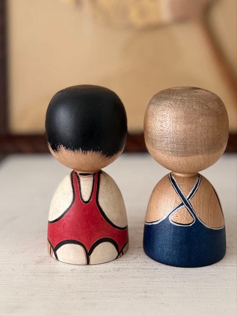 在銘「レスラー」こけし人形 ペア　11、5cm 作家物の可能性あり素朴な表情