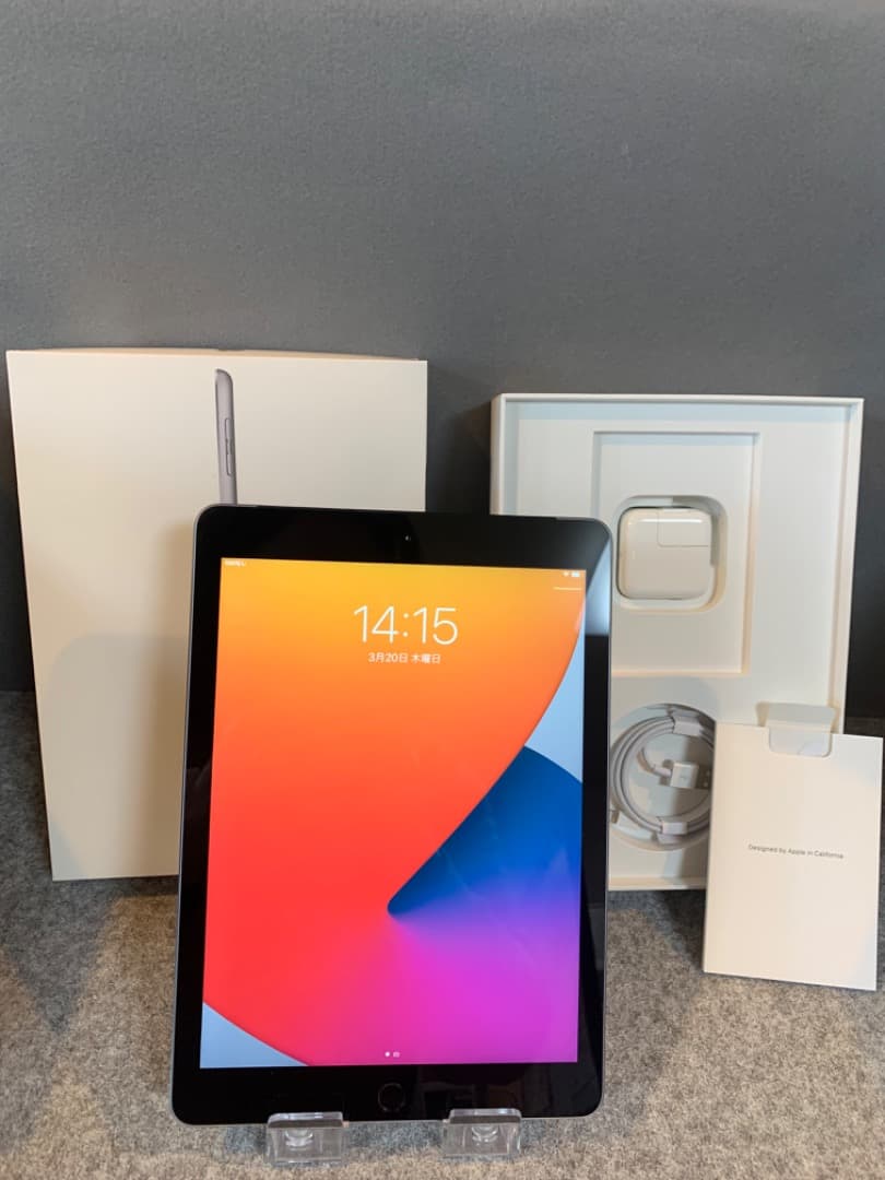 超美品 SIMフリー iPad 第6世代 32GB Wi-Fi+Cellular