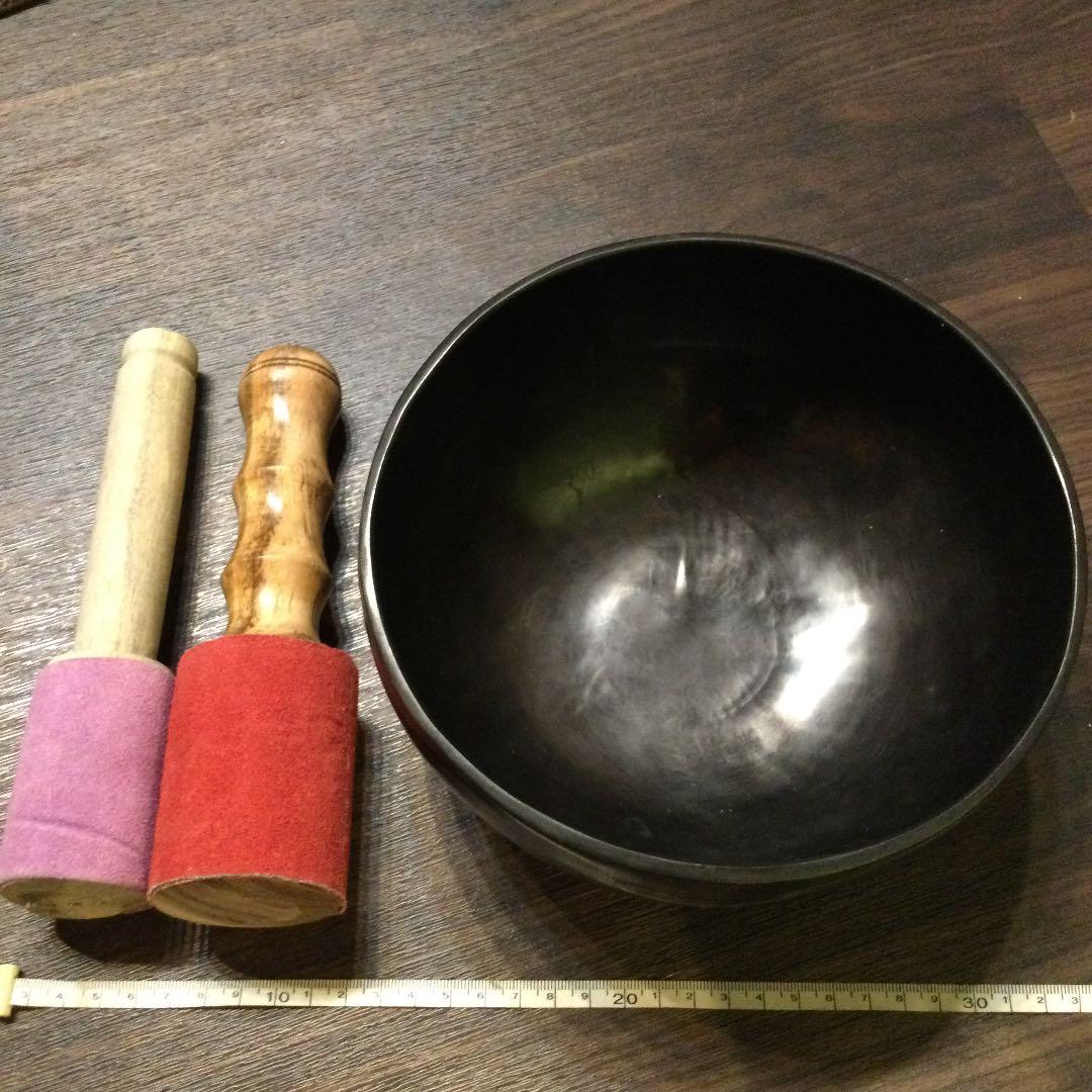 チベット産シンギングボウル新品未使用オールドチベタンボウル no22 無地 黒