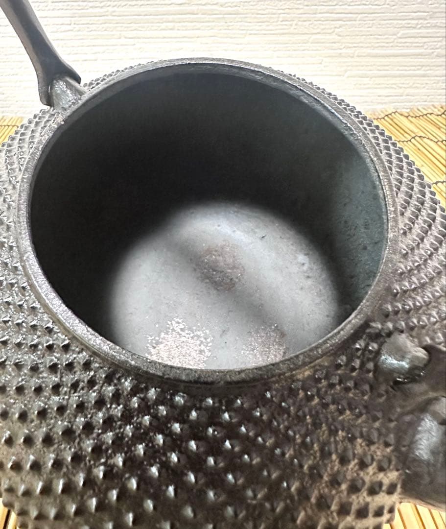 新品、付属品付　二十七代釜師 有坂 安太郎作　１２型アラレ　Momo様 売約済み