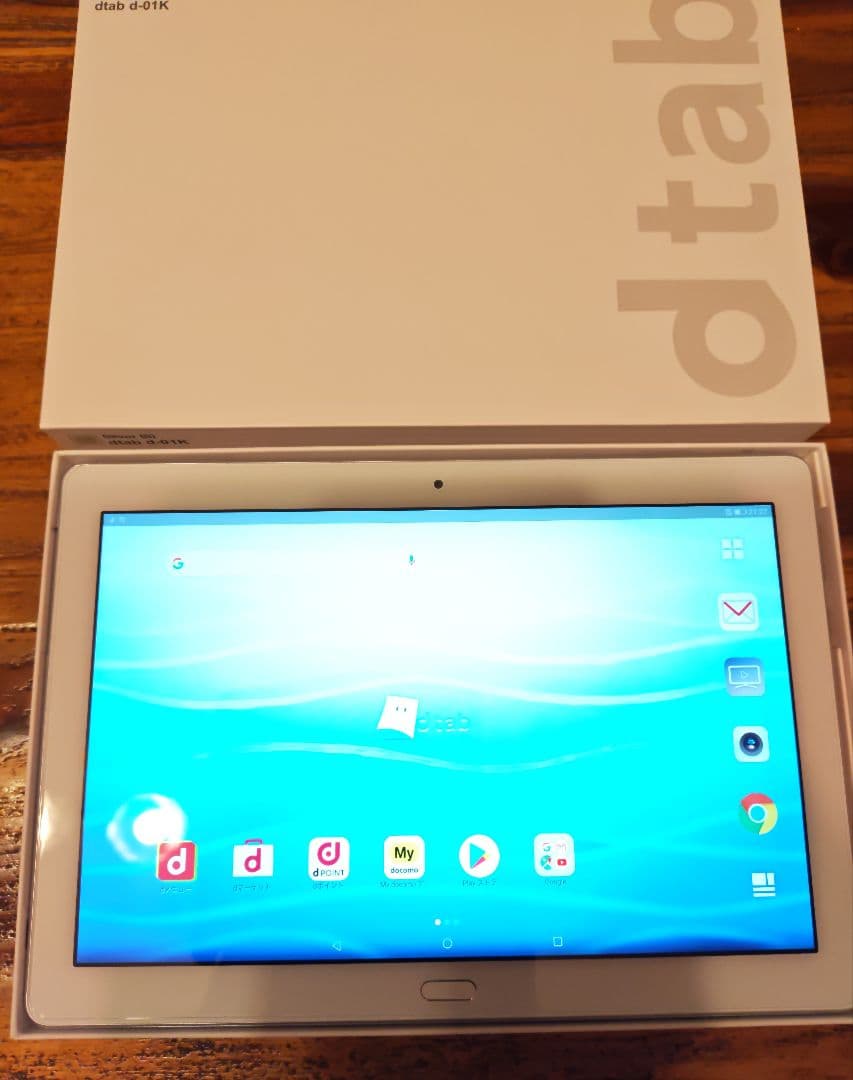 HUAWEI docomo dtab d-01K シルバー タブレット本体