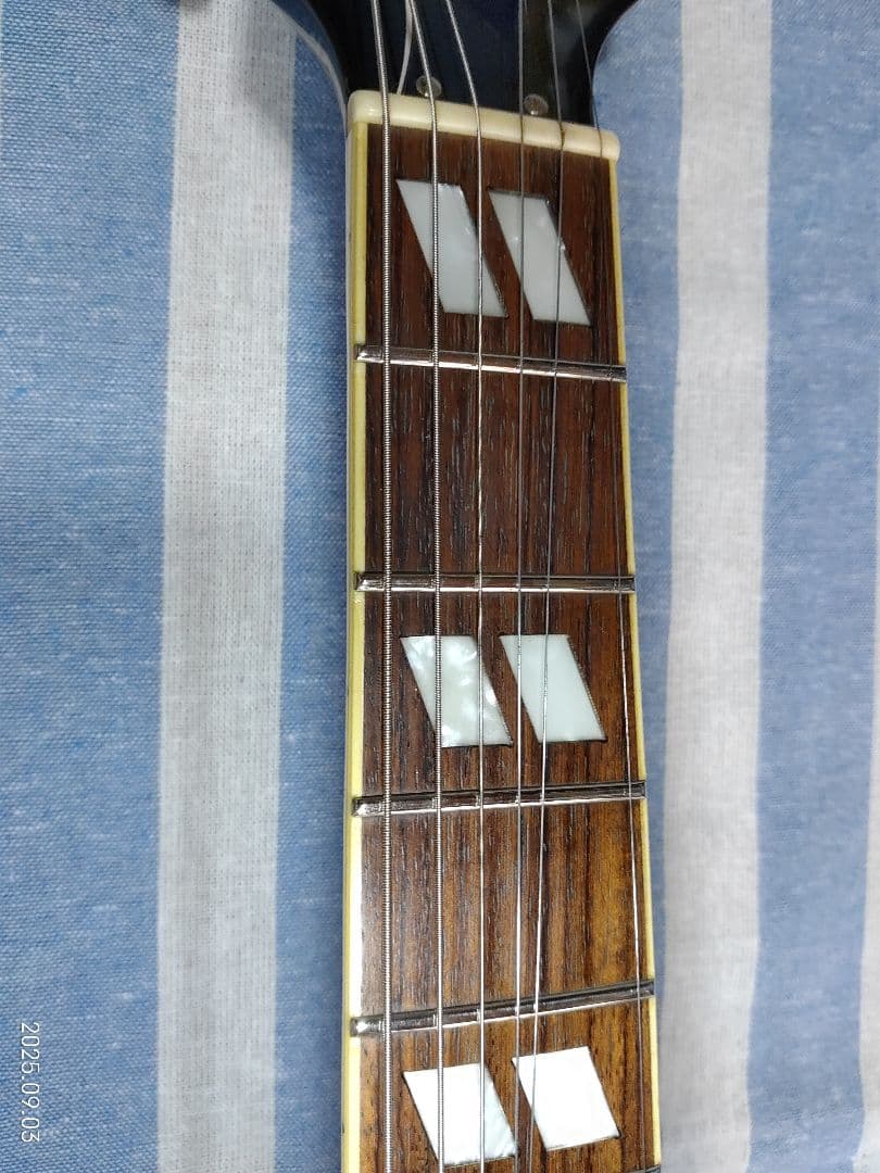 Epiphoneの製産終了、使用感少フルアコES-175VSハードケース付き美品