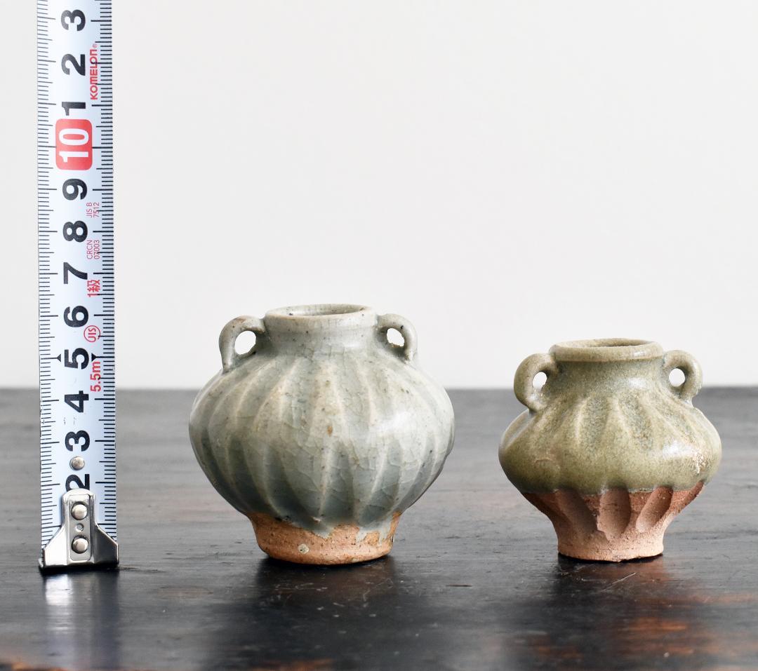 15～16世紀 東南アジア タイ宋胡録青磁鎬文双耳小壺2点セット スンコロク