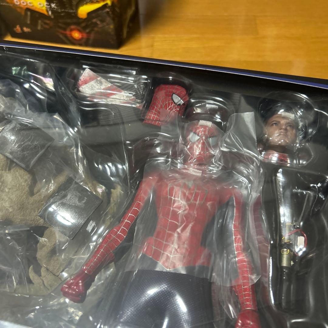 ホットトイズ ネイバーフッドスパイダーマン ・グリーンゴブリン・ドッグオクセット