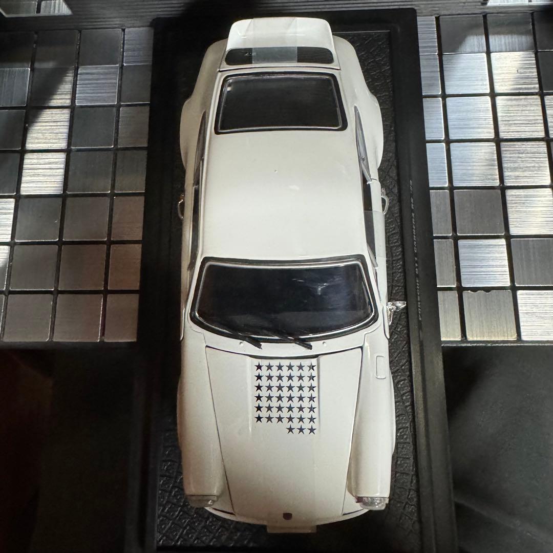 絶版未展示品 京商1/18 サーキットの狼 ポルシェ911 カレラ RS ’73