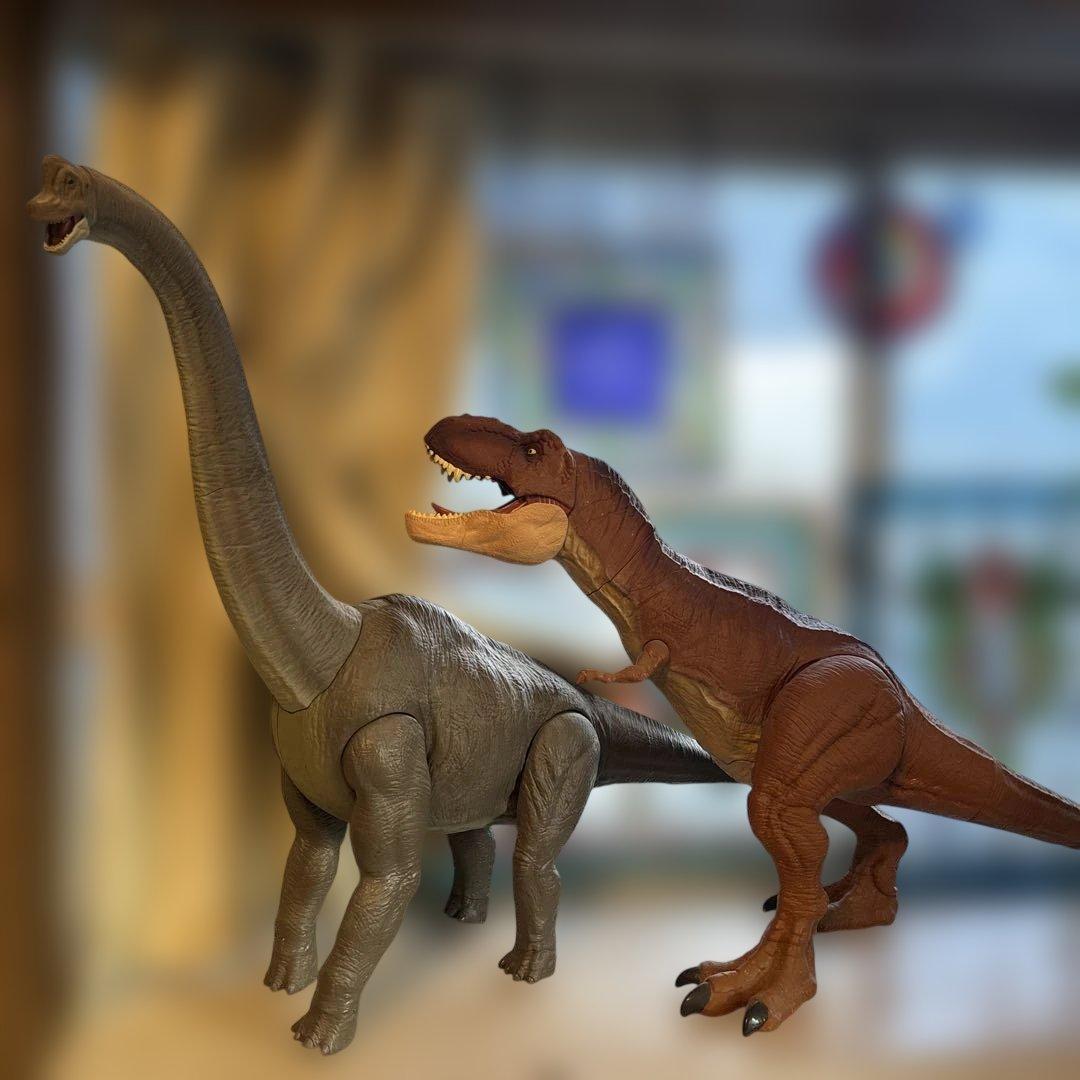 特大　恐竜　2体　ティラノサウルス　首長恐竜　ディスプレイ　フィギュア