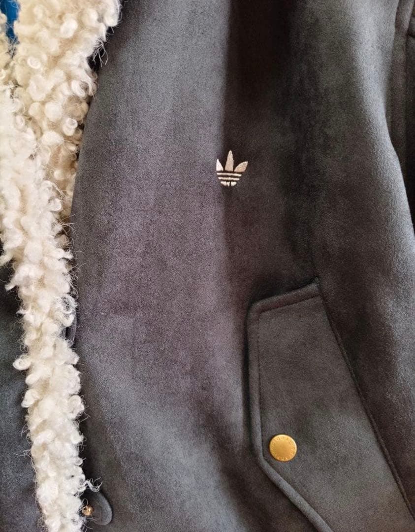 Adidas中国限定 ボア襟付き グレー ジャケット L