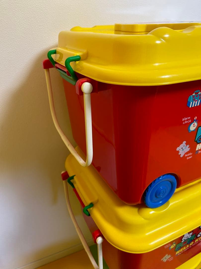 レトロ　ハローキティ 収納ボックスセット キャスター付き　おもちゃ箱　サンリオ