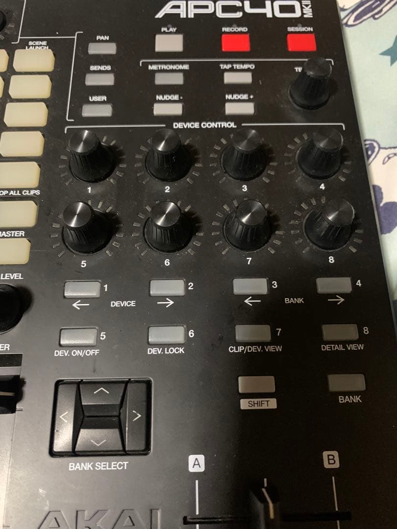 AKAI APC40 MKII MIDIコントローラー