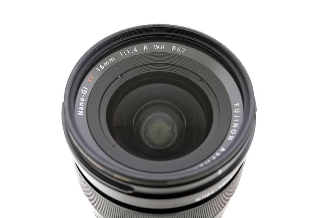 【大口径な単焦点】 FUJIFILM XF 16mm F1.4 R WR
