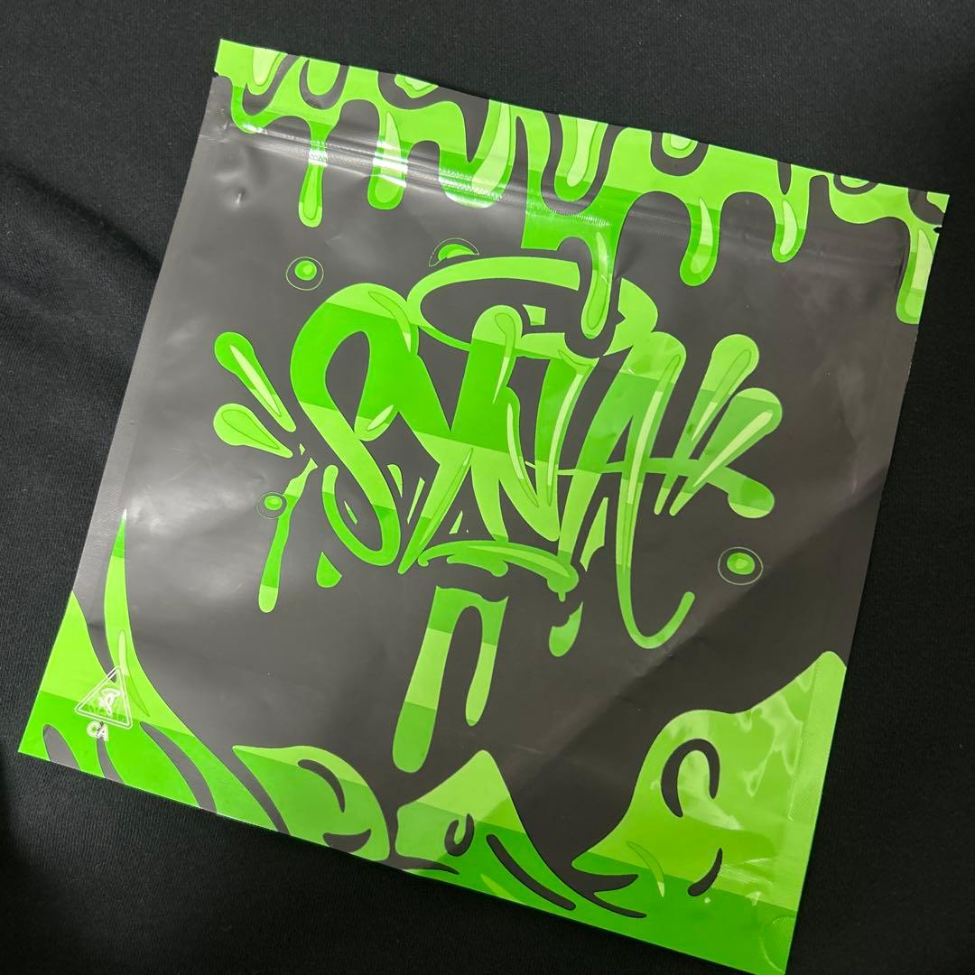 syna world パーカー　xs