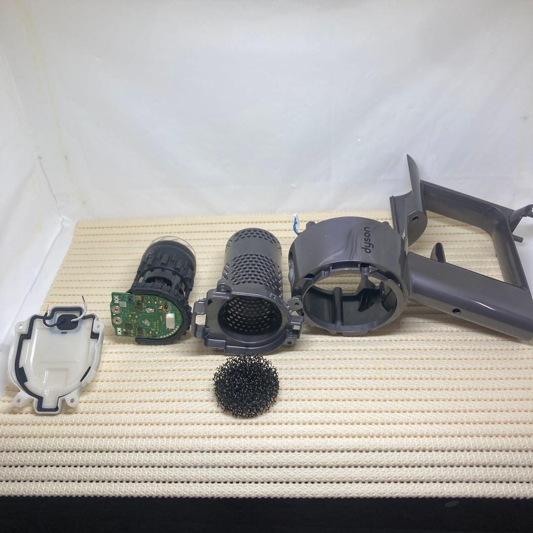 ダイソン　ＳＶ１２　分解、メンテナンス、清掃済(床ブラシ、ホースサービス)