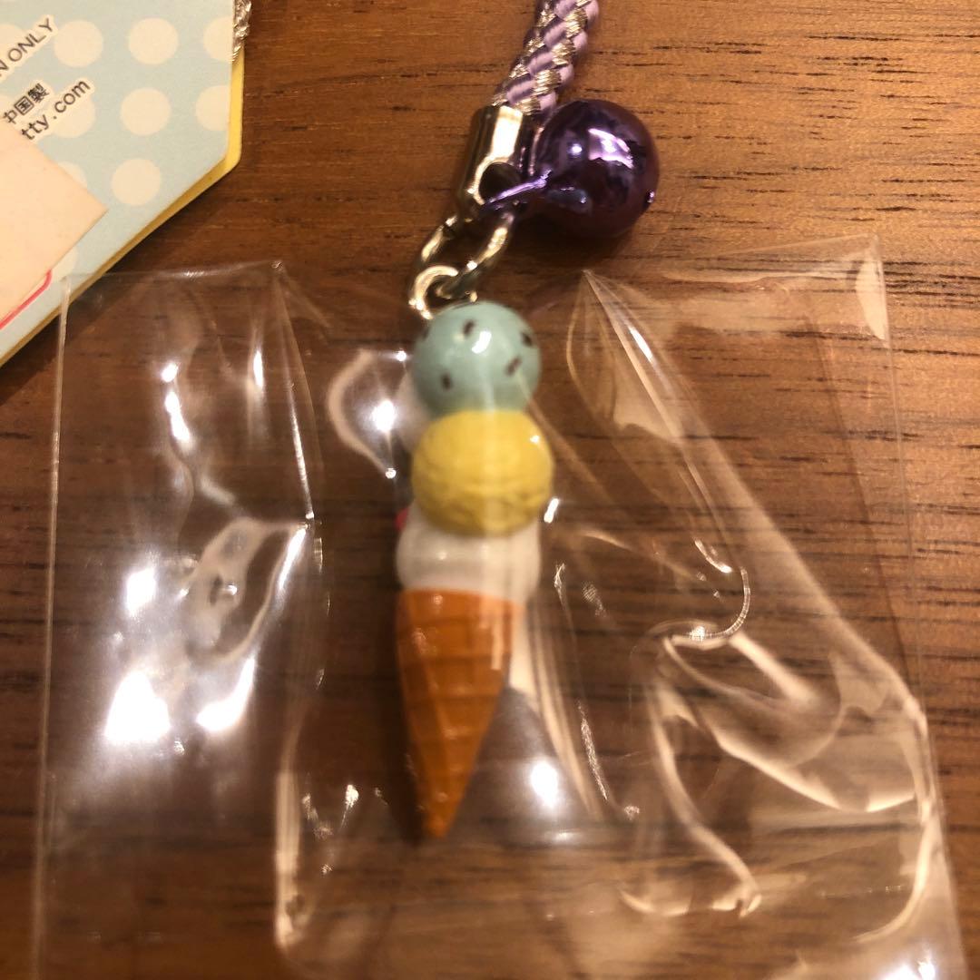 【レア】ご当地キティ トリプルコーン 根付け 2005