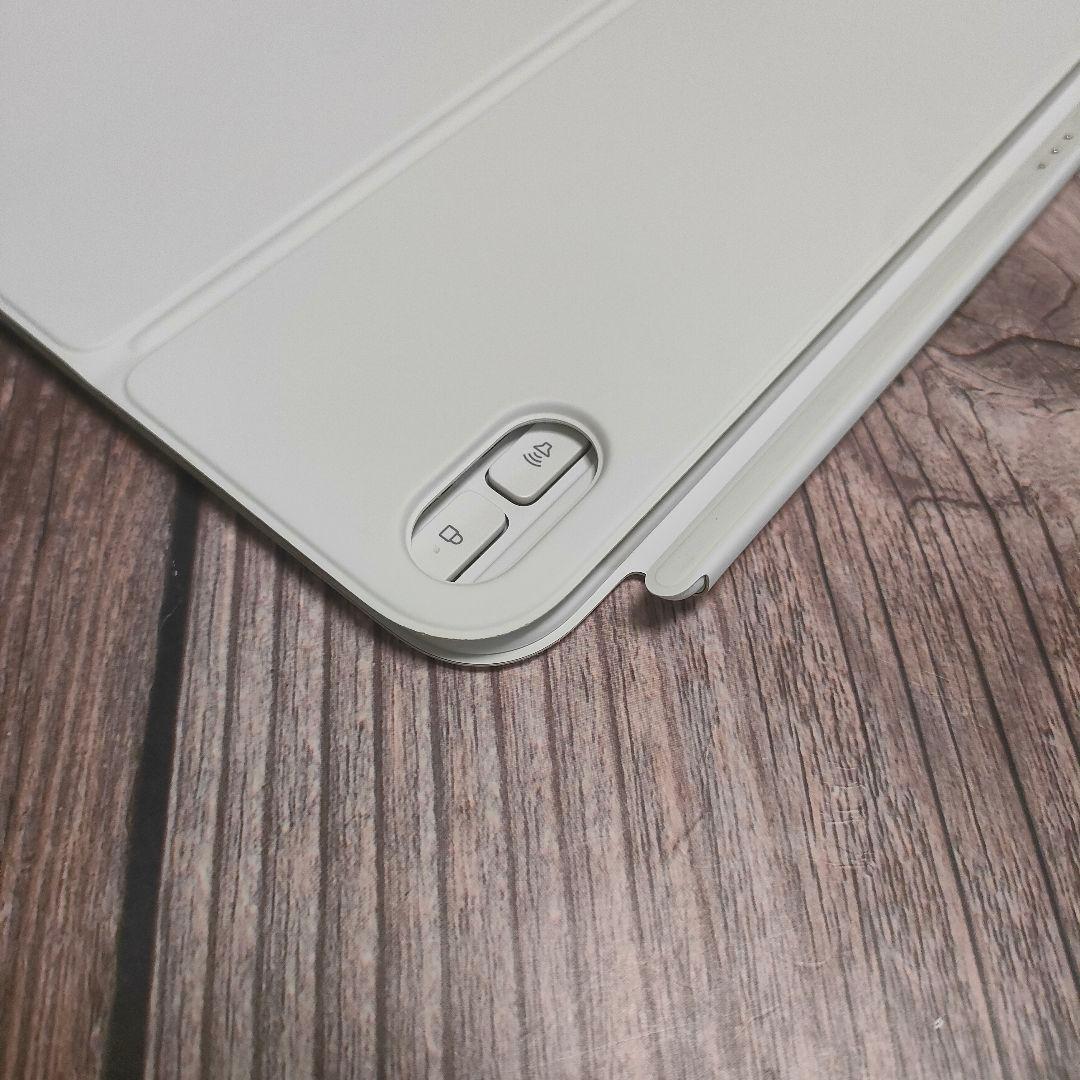 純正 iPad 第10世代 Magic Keyboard Folio 超美品