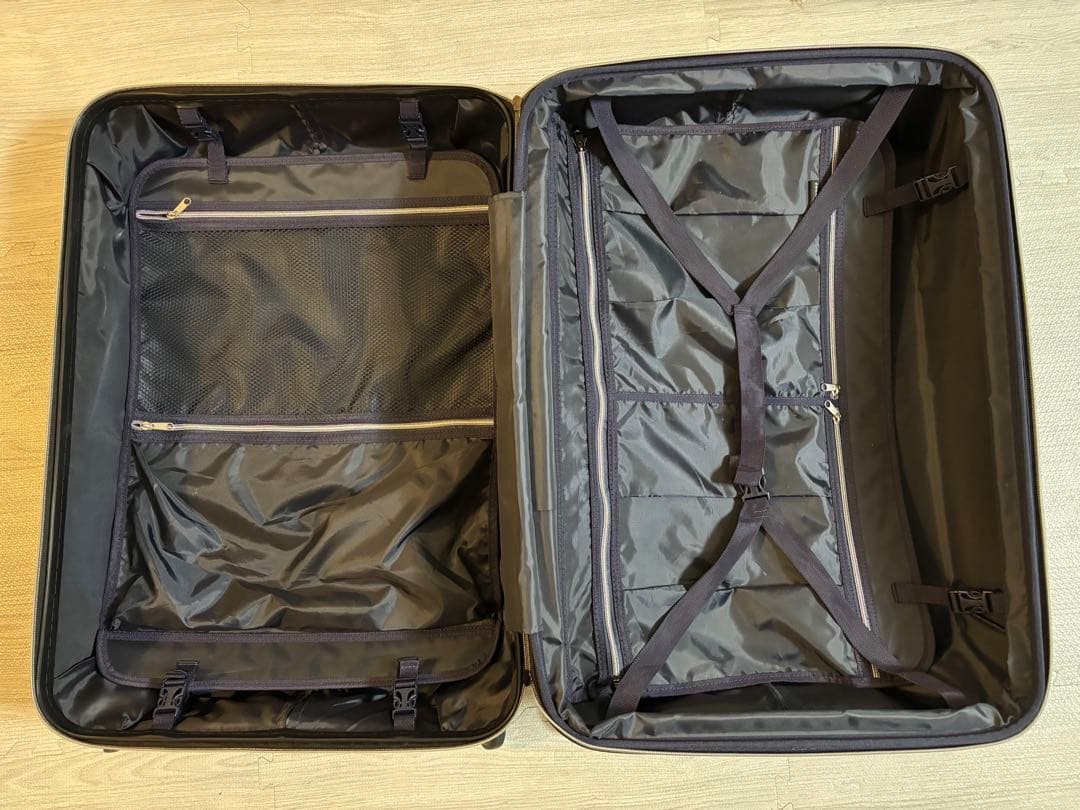 キャリーケース 大型 ブラック スーツケース