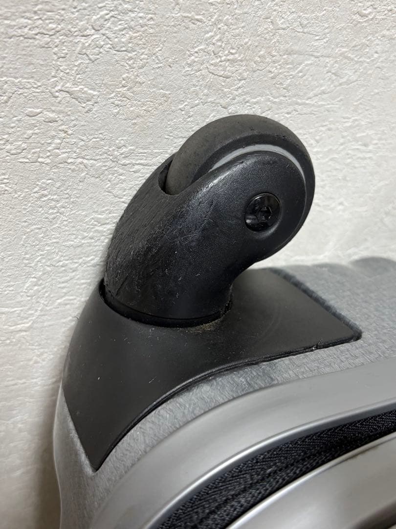 Samsonite サムソナイト コスモライト スピナー スーツケース