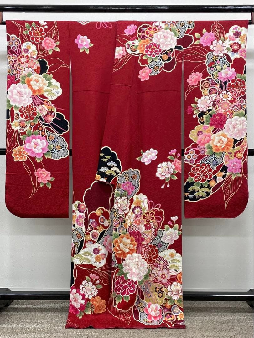 振袖 豪華 金彩 紋意匠 牡丹 大輪 身丈167cm パールトーン加工済