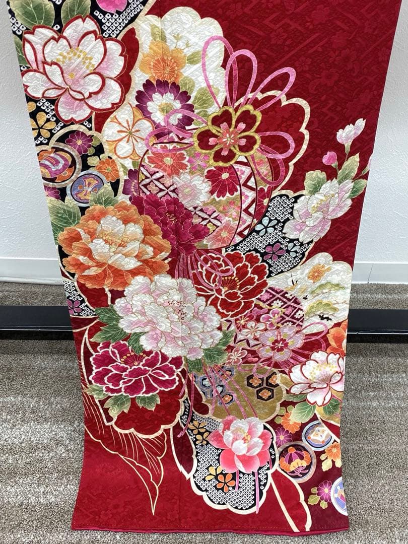 振袖 豪華 金彩 紋意匠 牡丹 大輪 身丈167cm パールトーン加工済