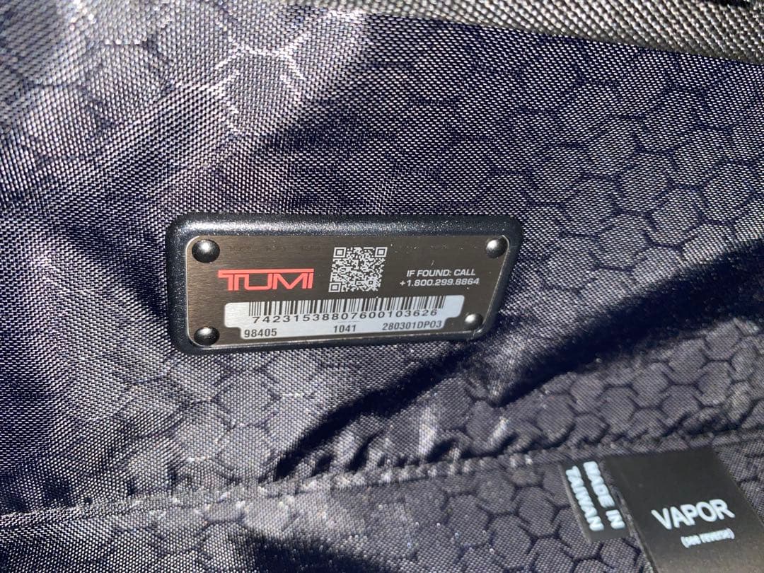 【正規品/新品未使用】TUMIキャリーケース カーボン　ブラック
