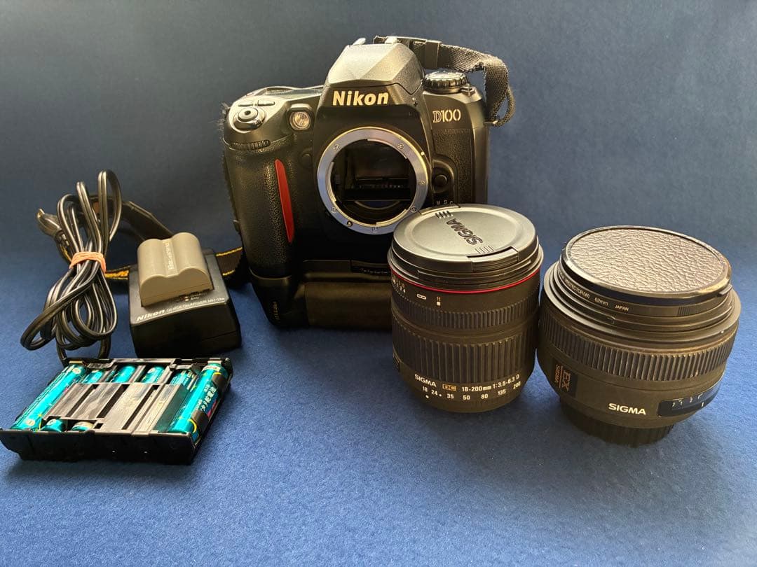 【豪華セット】Nikon D100 ボディ ＋ SIGMAレンズ2本バッテリー2