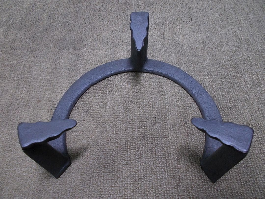 茶道具 置炉セット 人間国宝高橋敬典作 未使用五徳 利休好 阿弥陀堂釜 共箱