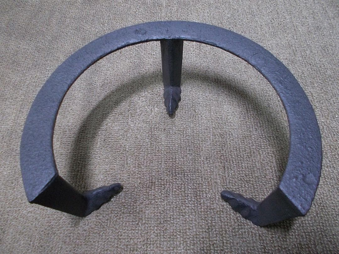 茶道具 置炉セット 人間国宝高橋敬典作 未使用五徳 利休好 阿弥陀堂釜 共箱