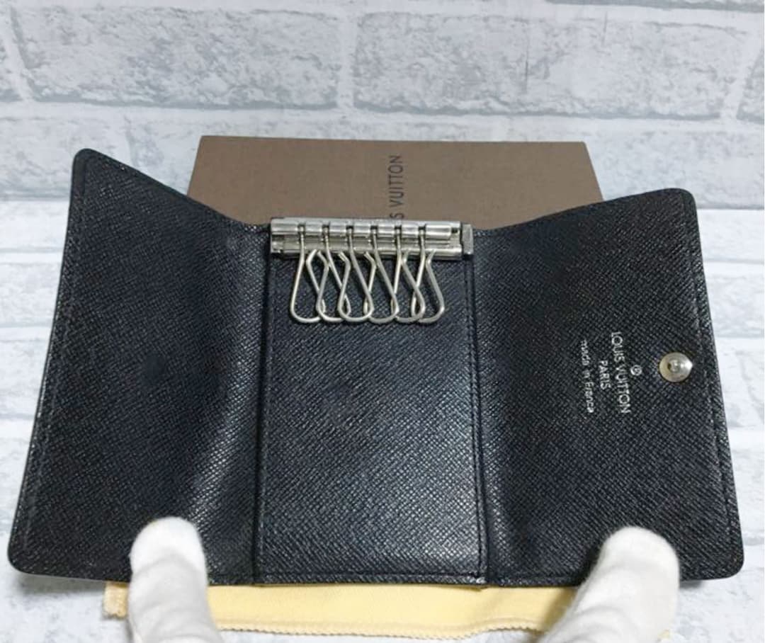 ✨超美品✨ルイヴィトン ダミエグラフィット 6連キーケース 即購入大歓迎❣️