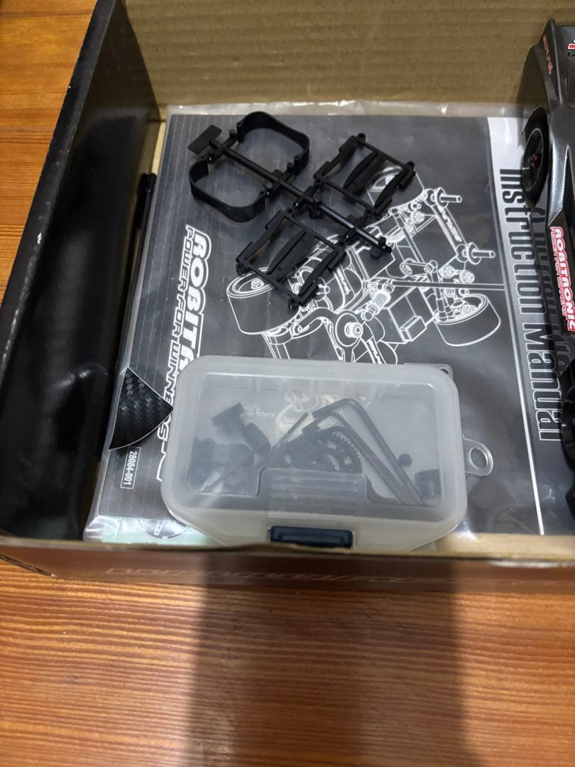 ロビトロニック　スカルペル　1/18 ラジコン