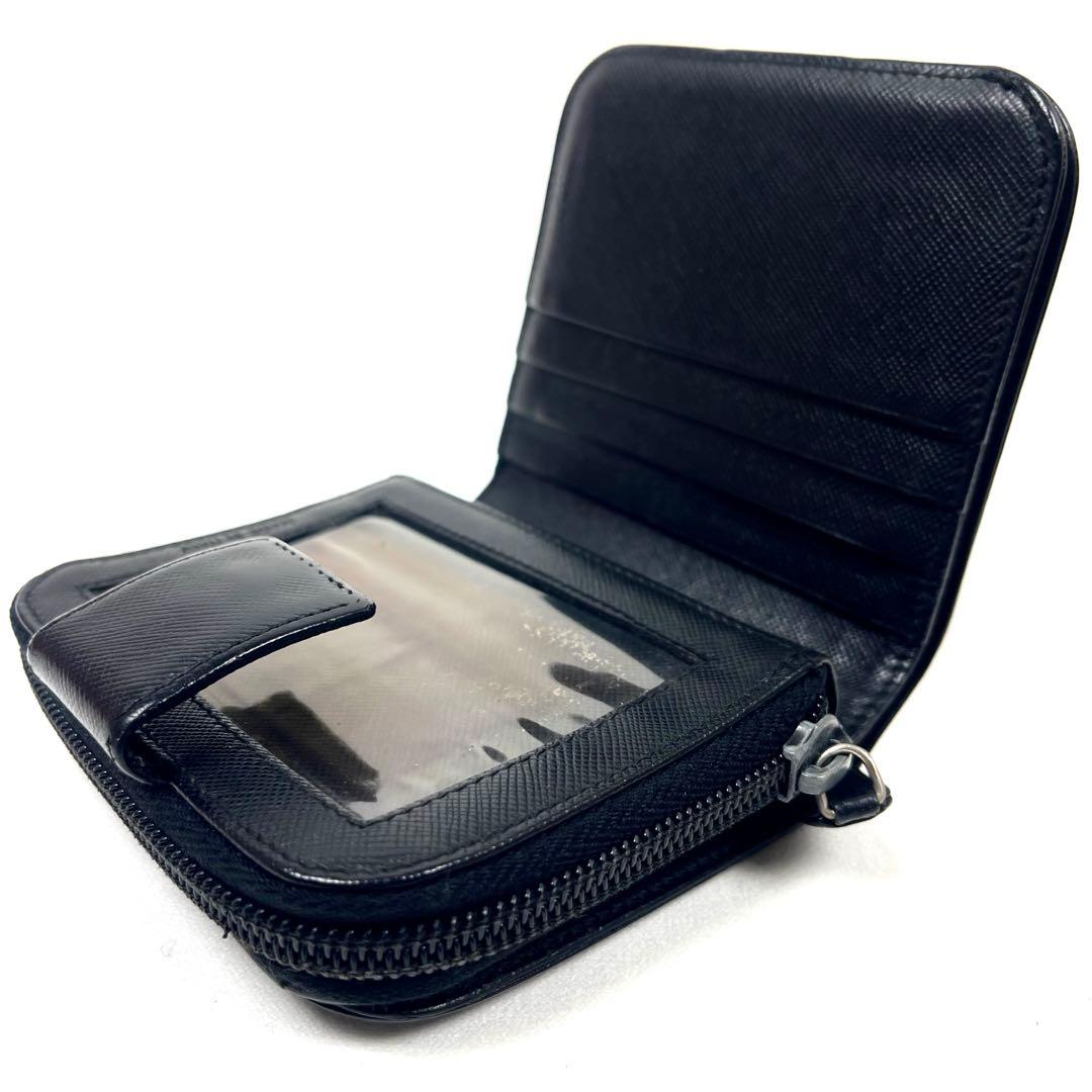 プラダ　折り財布　三角ロゴプレート　サフィアーノ　ラウンドファスナー　ブラック