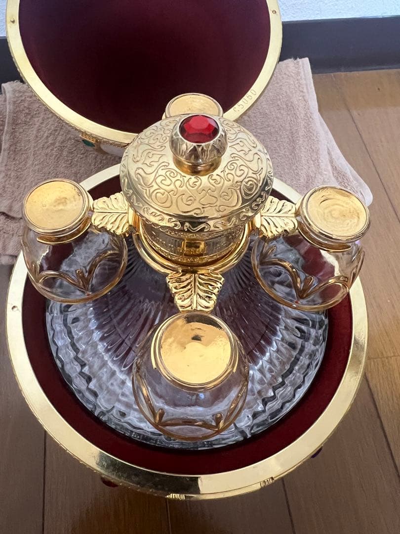 ラドガ インペリアル コレクション イースターエッグ パール ホワイト