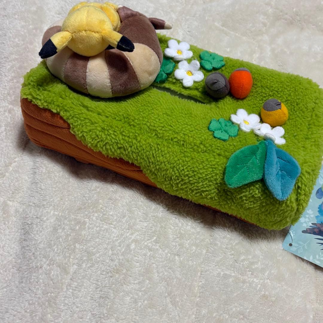 [週末価格][新品] ポケモン　ピカチュウ　もりのおくりもの　ティッシュケース