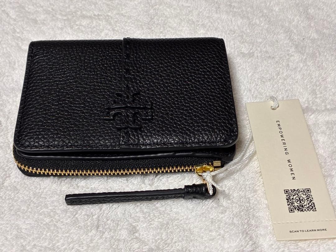 【新品未使用】TORY BURCH（トリーバーチ）　二つ折り財布　BLACK