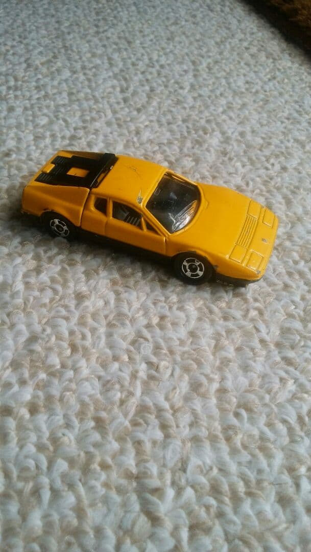 トミカ ミニカー 　フェラーリBB512　イエロー　1979年物