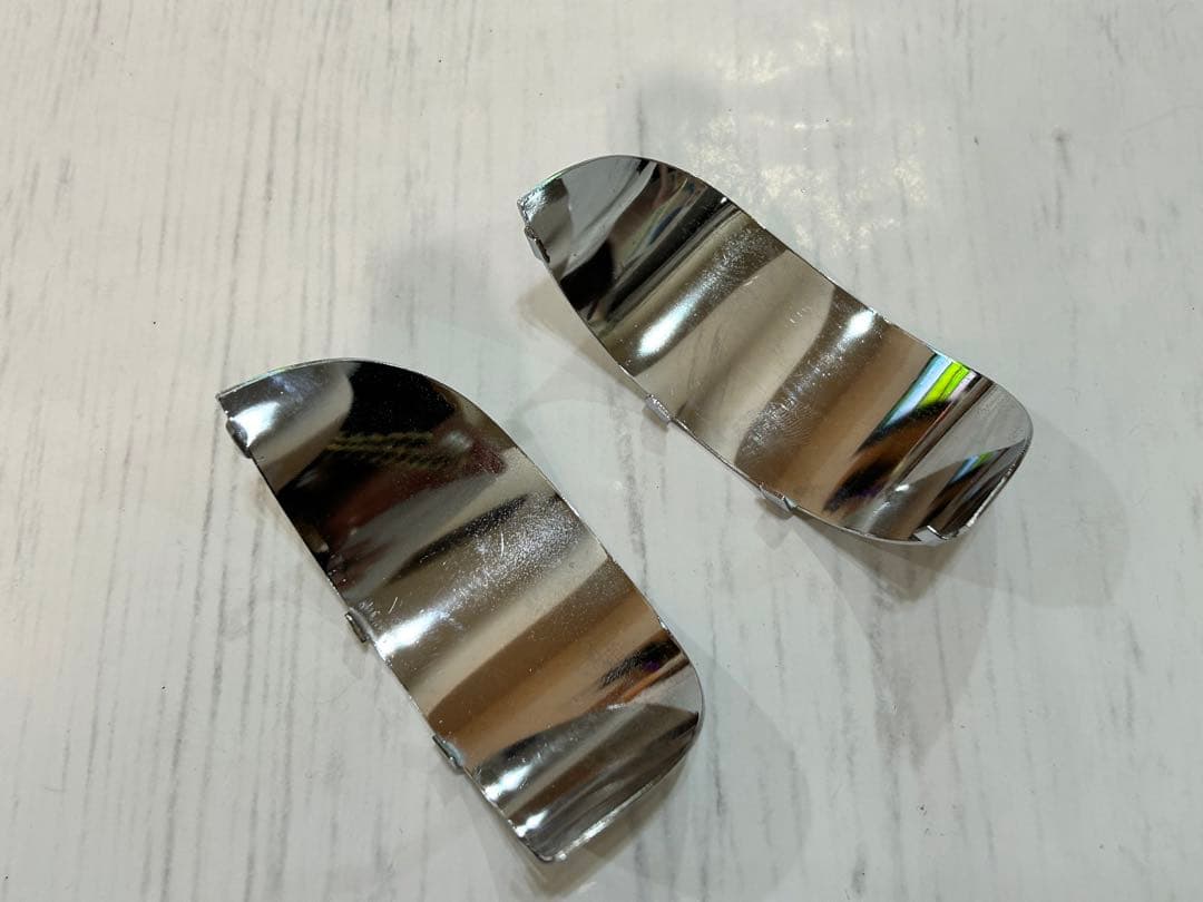 ハーレーダビッドソン ヘッドライトバイザー メッキ ピヨピヨバイザー